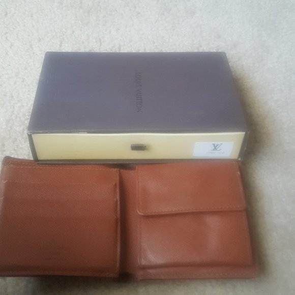 Authentic Louis Vuittion Wallet - Picture 10 of 11